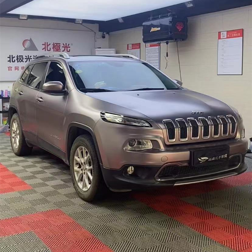 jeep自由光       电光金属碳灰.jpg